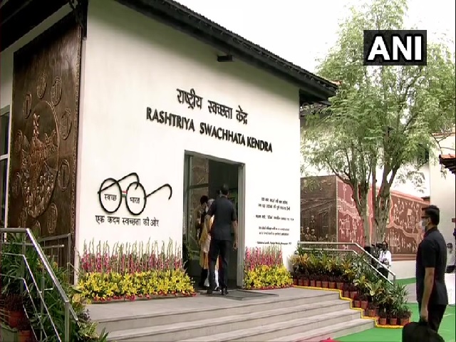 PM Narendra Modi inaugurates Rashtriya Swachhata Kendra at Raj Ghat